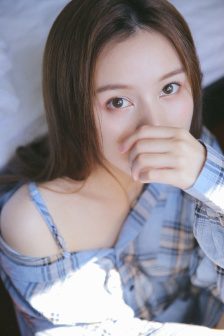 女女舌吻